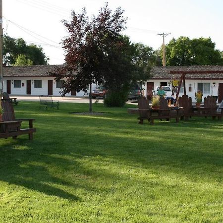 Covered Wagon Motel Lusk Wy Esterno foto