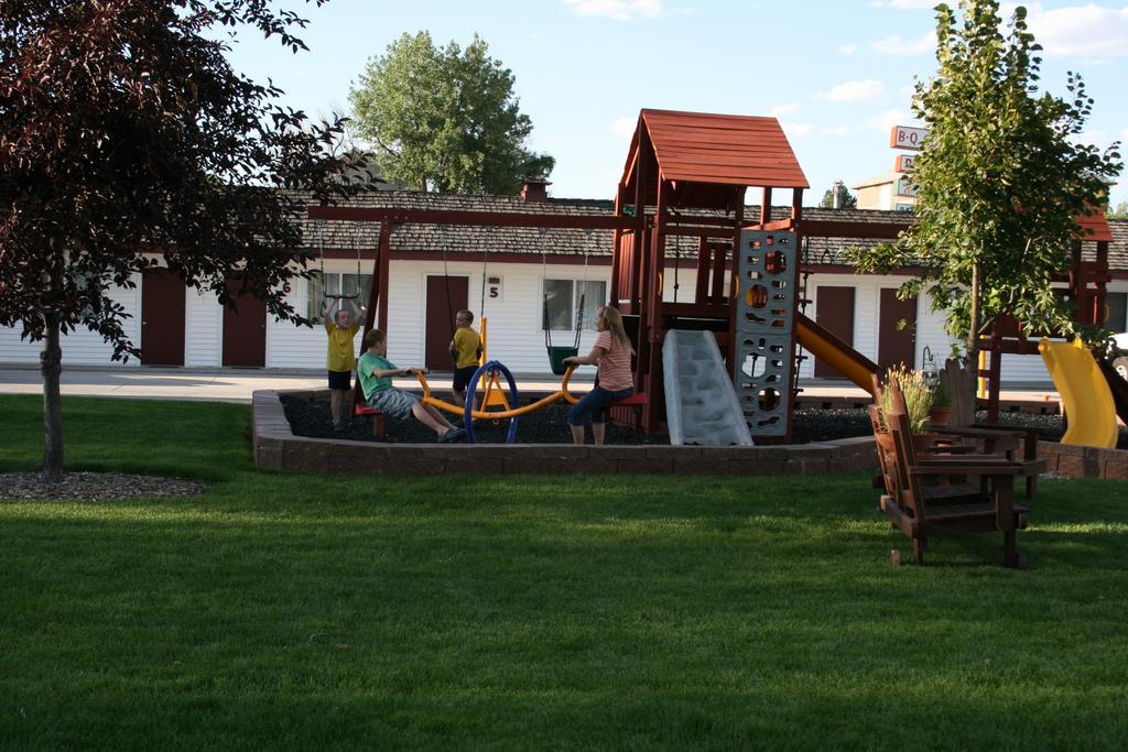 Covered Wagon Motel Lusk Wy Esterno foto